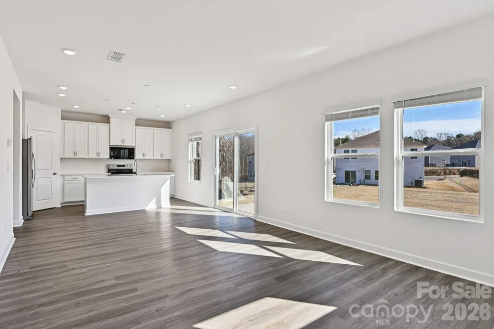 2306 Snapdragon Court Stanley, NC 28164