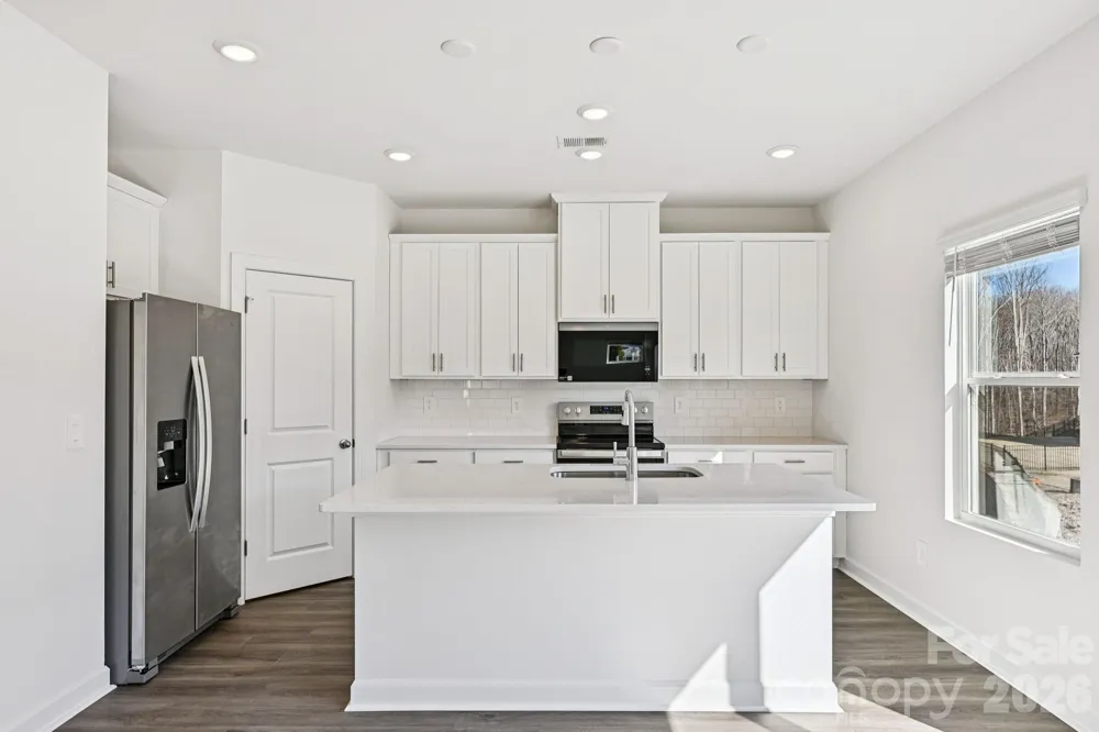 2306 Snapdragon Court Stanley, NC 28164