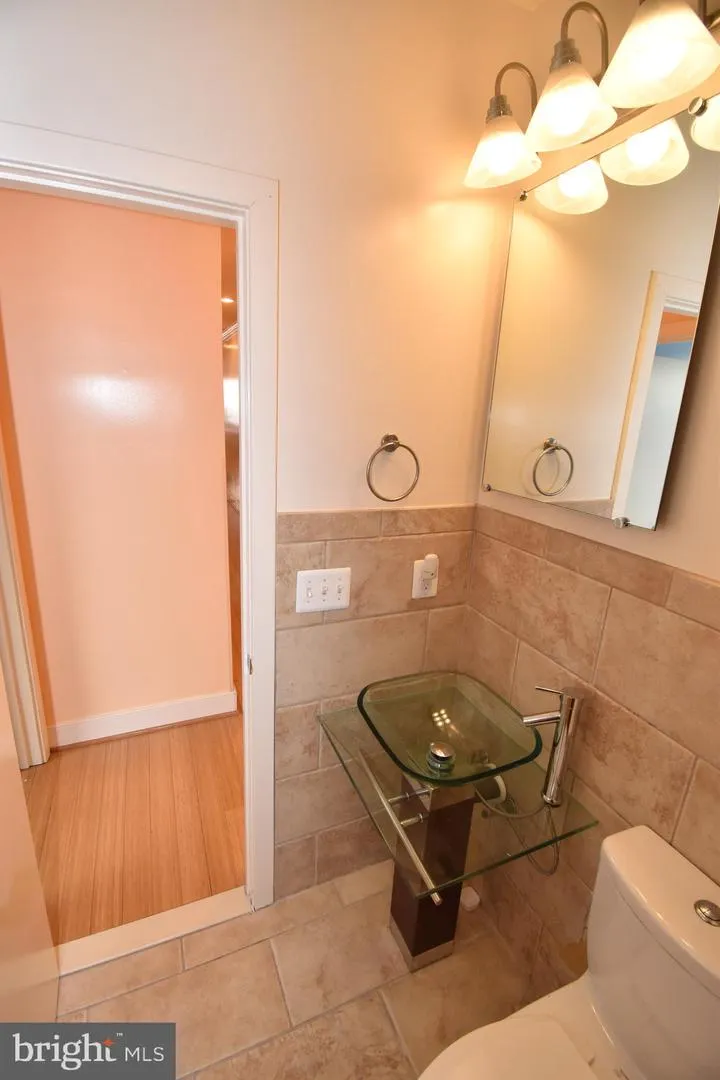 1121 ARLINGTON BOULEVARD #1011 Arlington, VA 22209
