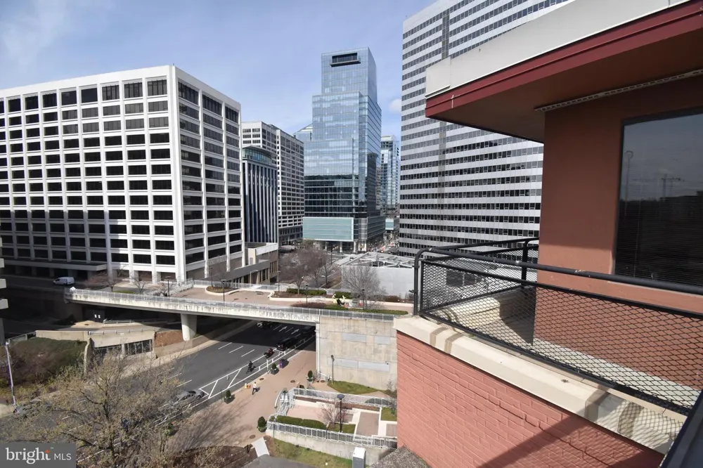 1121 ARLINGTON BOULEVARD #1011 Arlington, VA 22209