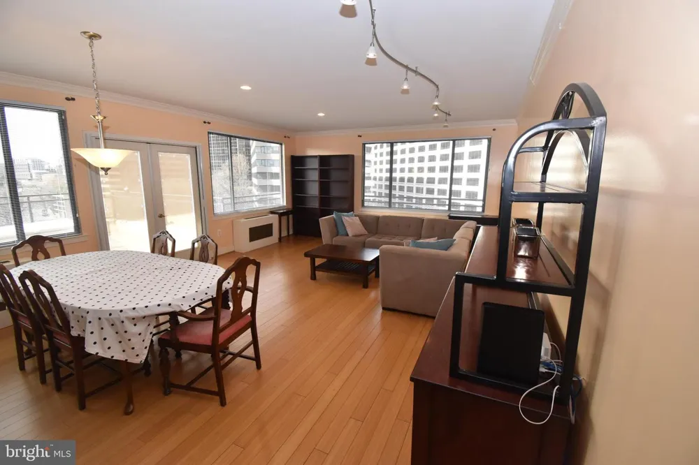 1121 ARLINGTON BOULEVARD #1011 Arlington, VA 22209