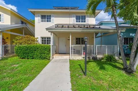 1975 NW 3rd Ct #39