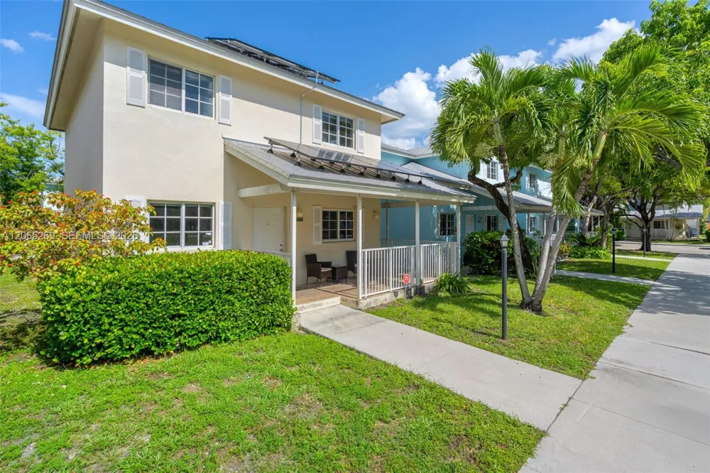 1975 NW 3rd Ct #39 Miami, FL 33136