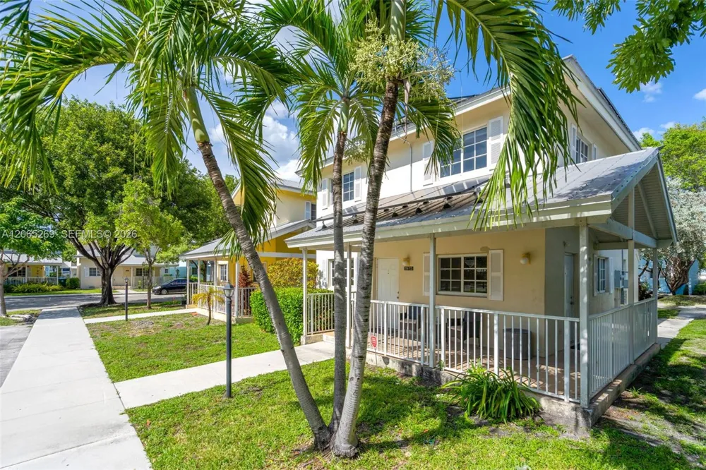 1975 NW 3rd Ct #39 Miami, FL 33136