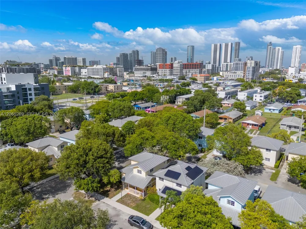 1975 NW 3rd Ct #39 Miami, FL 33136
