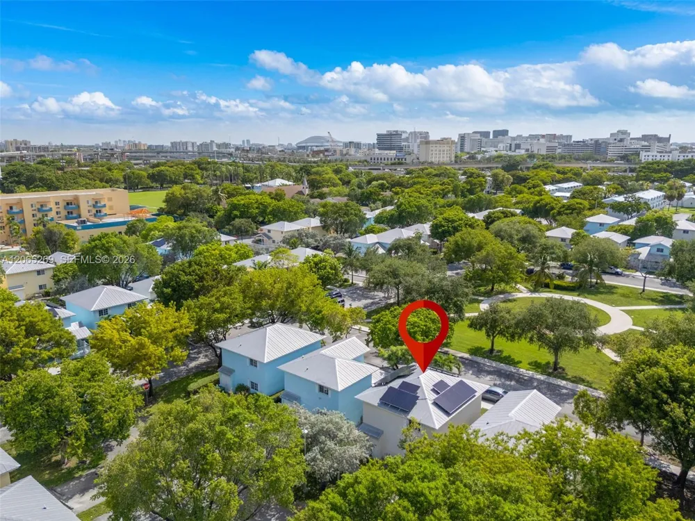 1975 NW 3rd Ct #39 Miami, FL 33136