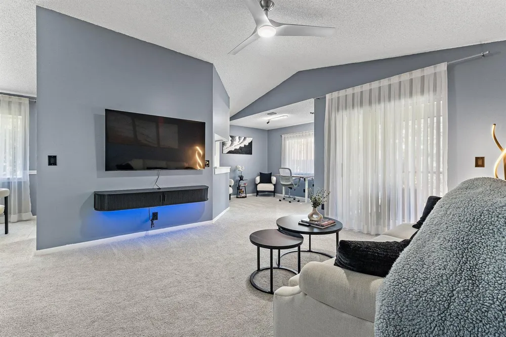 6540 Chasewood Drive #F Jupiter, FL 33458