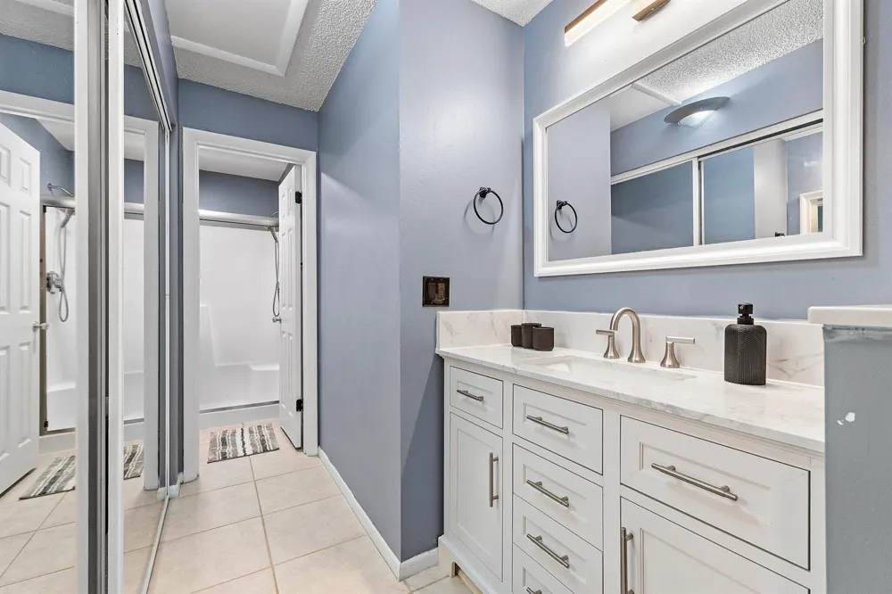 6540 Chasewood Drive #F Jupiter, FL 33458