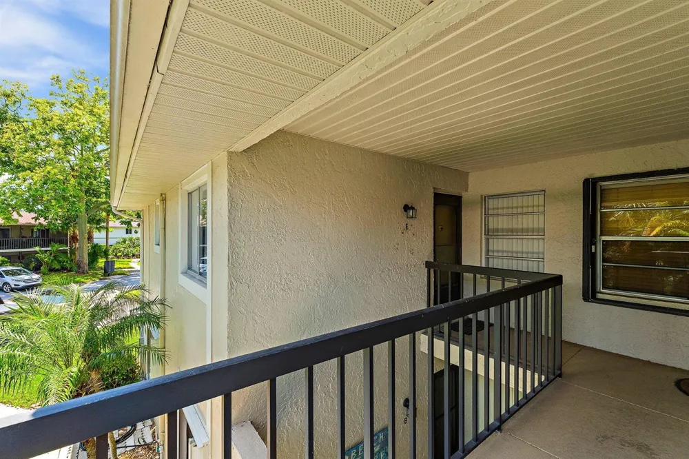 6540 Chasewood Drive #F Jupiter, FL 33458