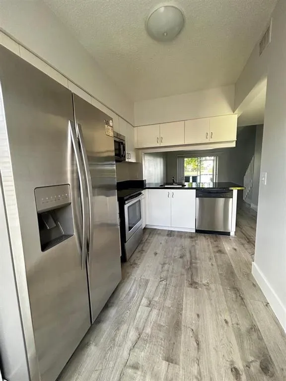 16637 HEMINGWAY DRIVE #16637 Weston, FL 33326