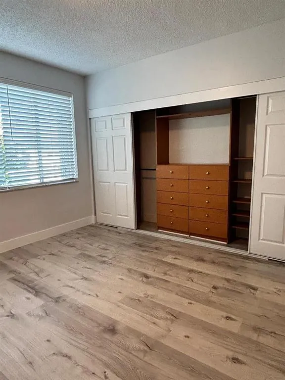 16637 HEMINGWAY DRIVE #16637 Weston, FL 33326