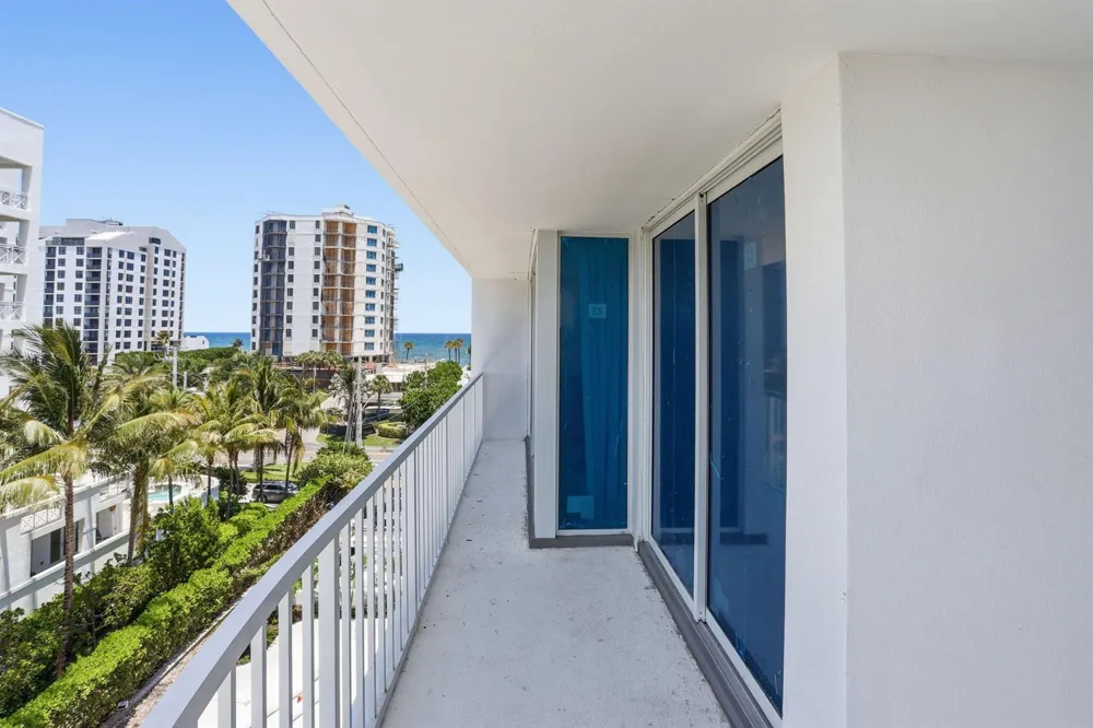 3210 S Ocean Boulevard #602 Highland Beach, FL 33487
