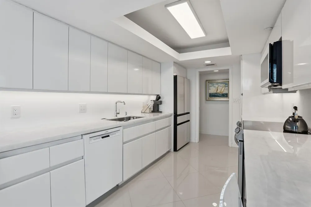 3210 S Ocean Boulevard #602 Highland Beach, FL 33487