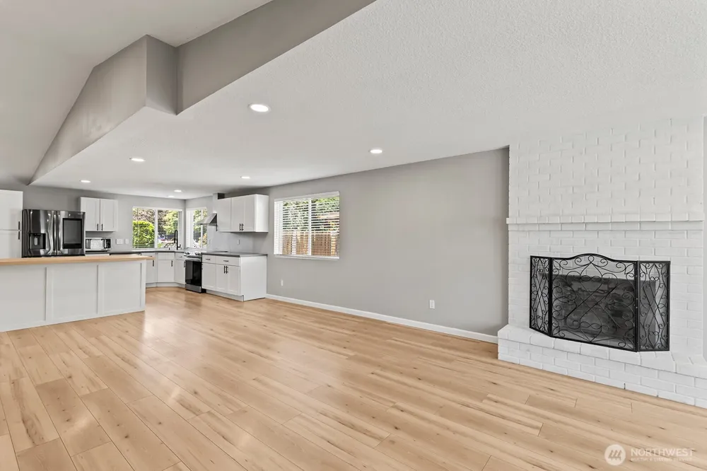 10220 NW 24th Avenue Vancouver, WA 98685