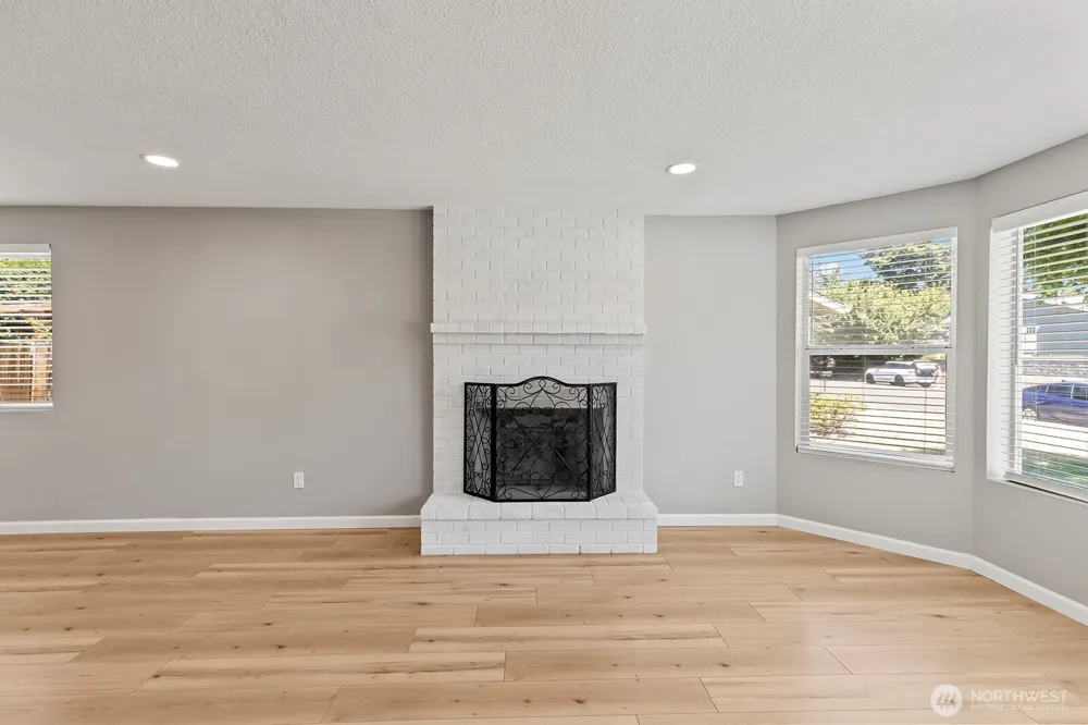 10220 NW 24th Avenue Vancouver, WA 98685