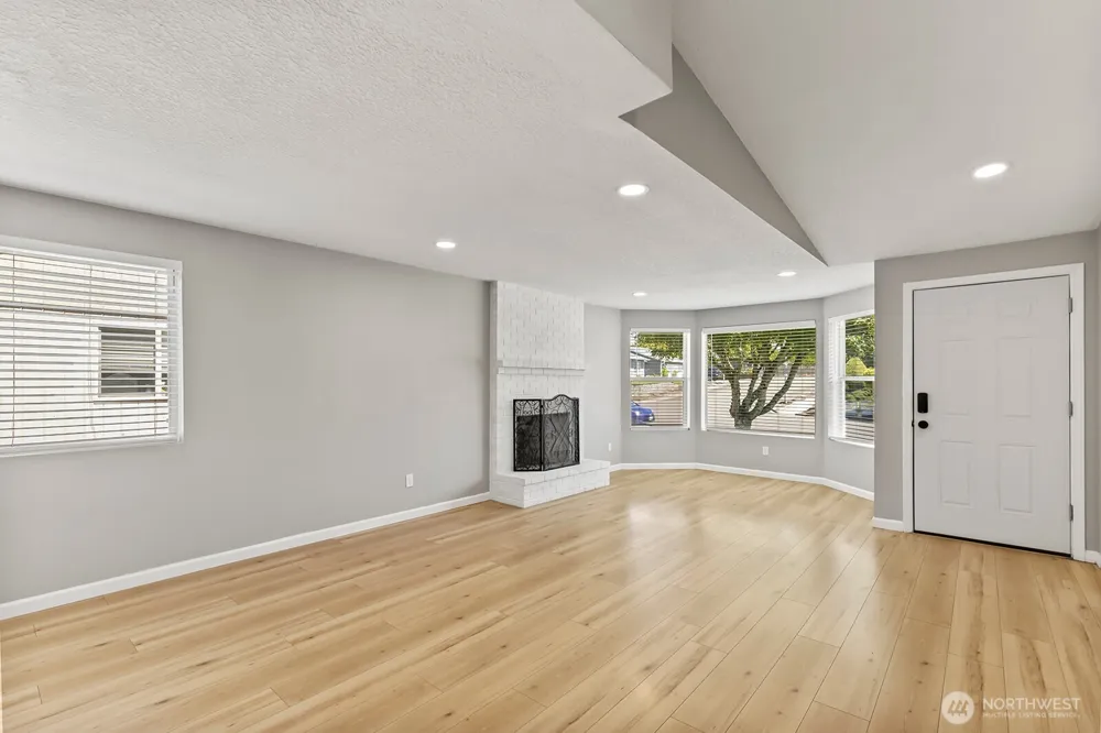 10220 NW 24th Avenue Vancouver, WA 98685