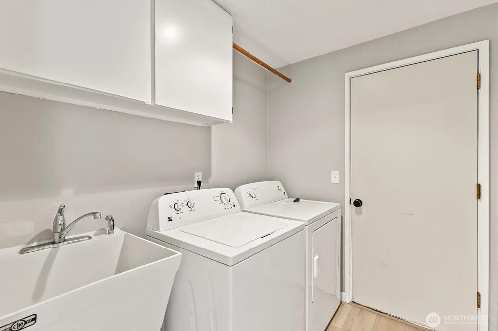 10220 NW 24th Avenue Vancouver, WA 98685