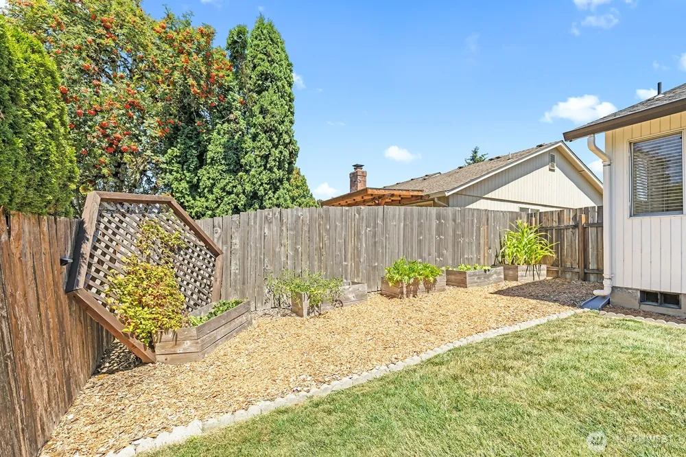 10220 NW 24th Avenue Vancouver, WA 98685