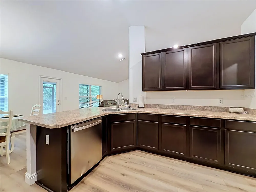 28 HOLLY COURT Homosassa, FL 34446