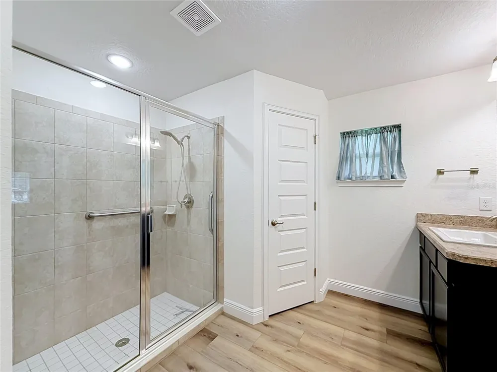 28 HOLLY COURT Homosassa, FL 34446