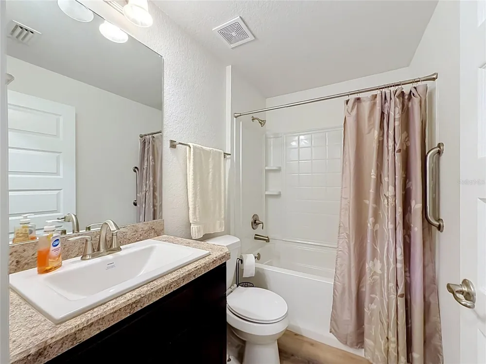 28 HOLLY COURT Homosassa, FL 34446