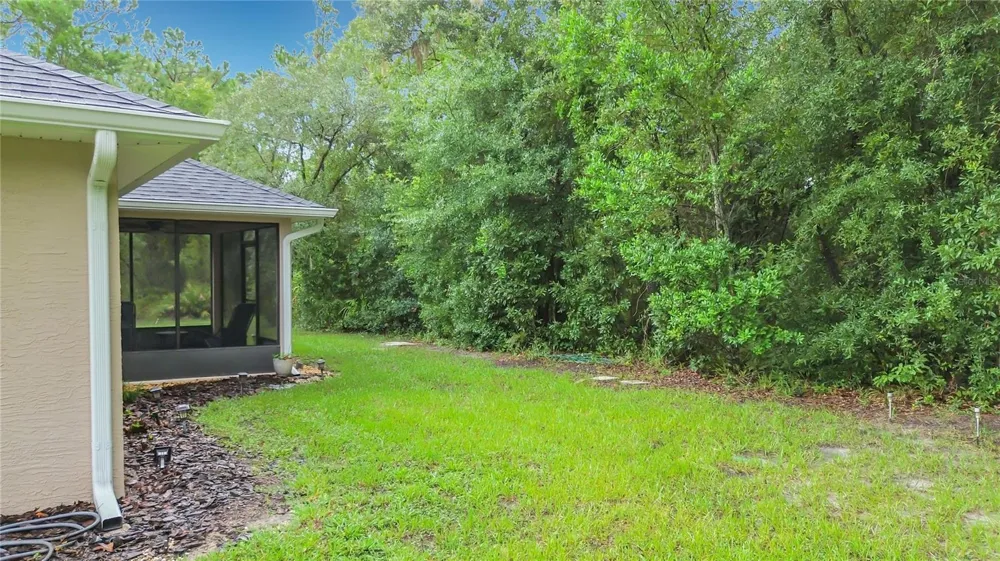 28 HOLLY COURT Homosassa, FL 34446