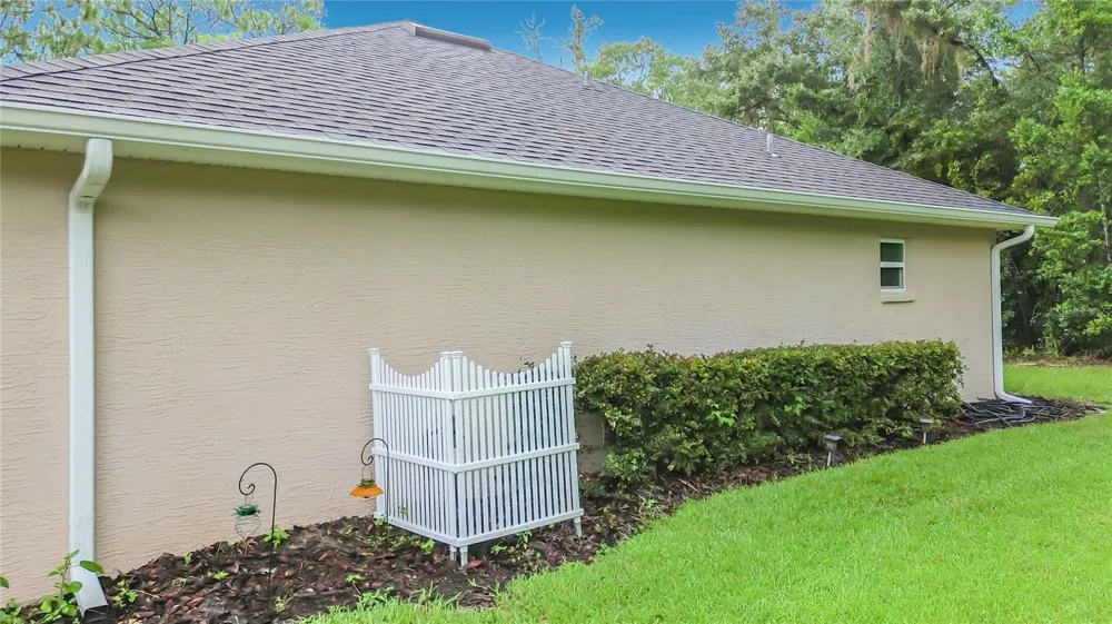28 HOLLY COURT Homosassa, FL 34446