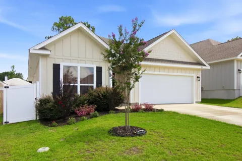 104 Blooming Cove