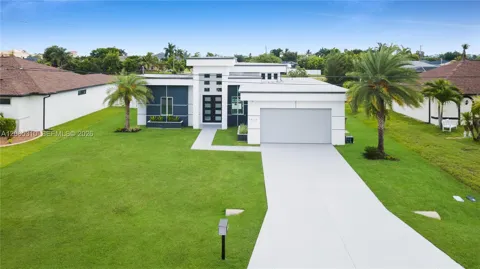 1425 SW 24th