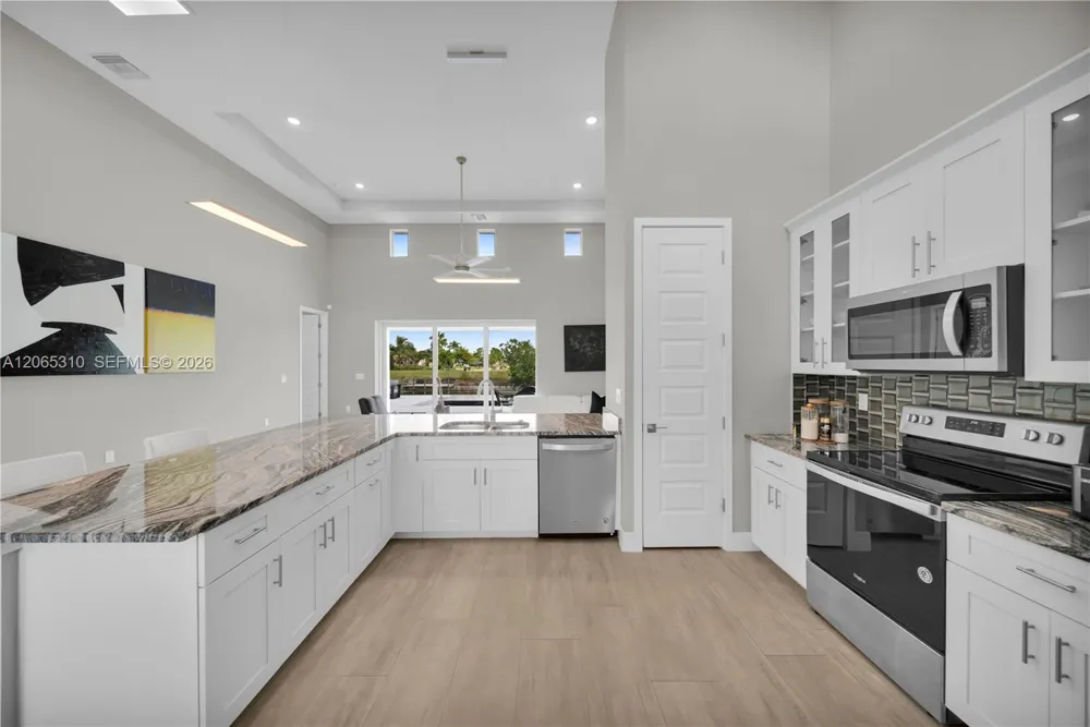 1425 SW 24th Other City - In The State Of Florida, FL 33991