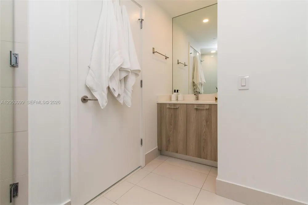 501 NE 31st St #701 Miami, FL 33137