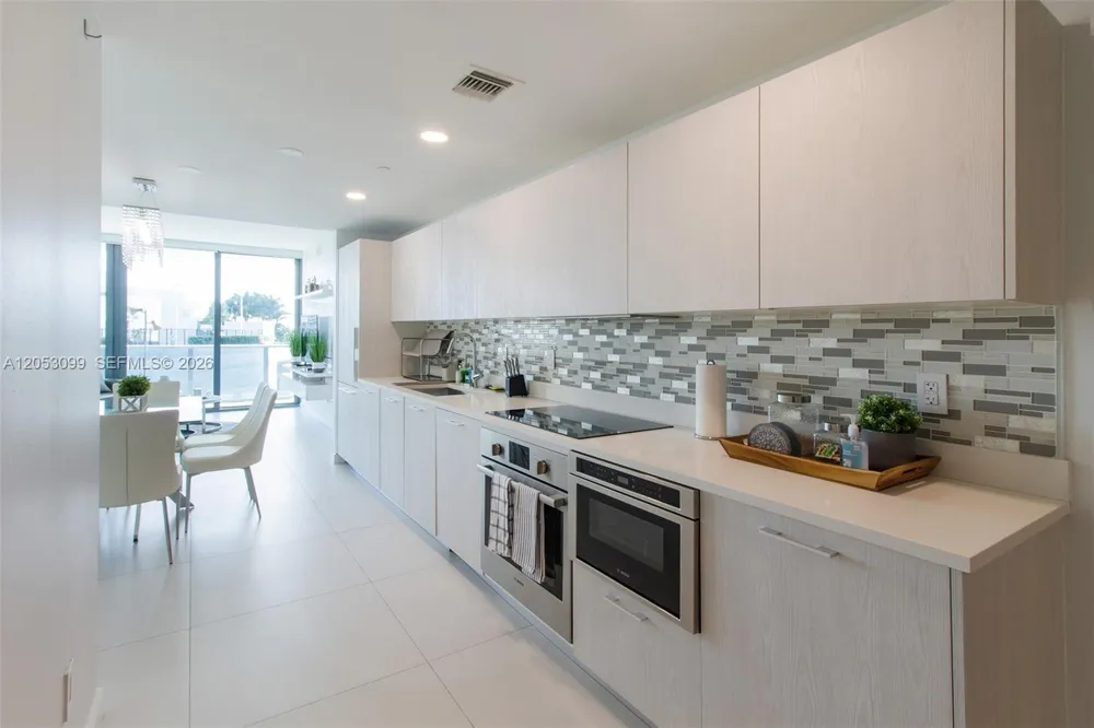 501 NE 31st St #701 Miami, FL 33137