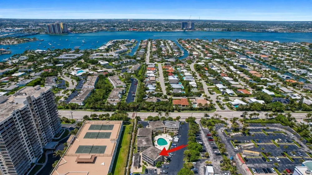 3600 OCEAN DRIVE #310 Riviera Beach, FL 33404