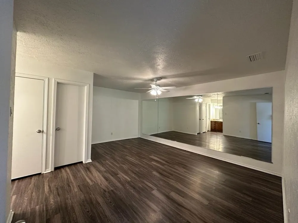 2818 Golfing Green Drive Farmers Branch, TX 75234