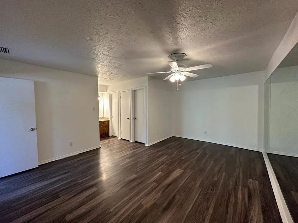 2818 Golfing Green Drive Farmers Branch, TX 75234