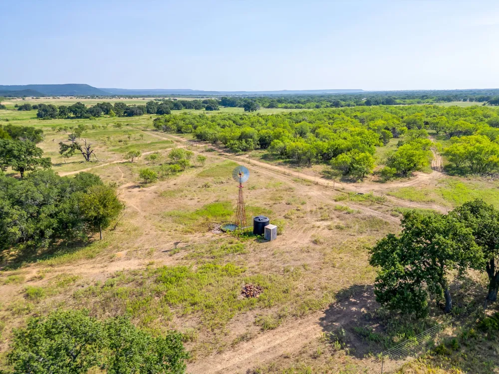 897 Wilson Palo Pinto, TX 76484