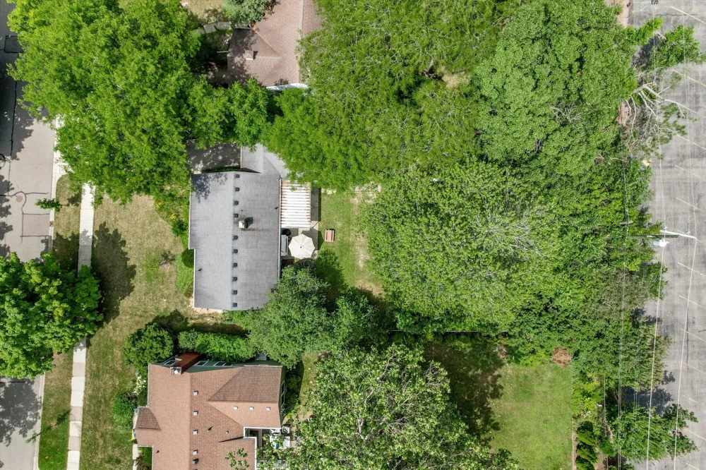 851 Mt Pleasant Avenue Ann Arbor, MI 48103