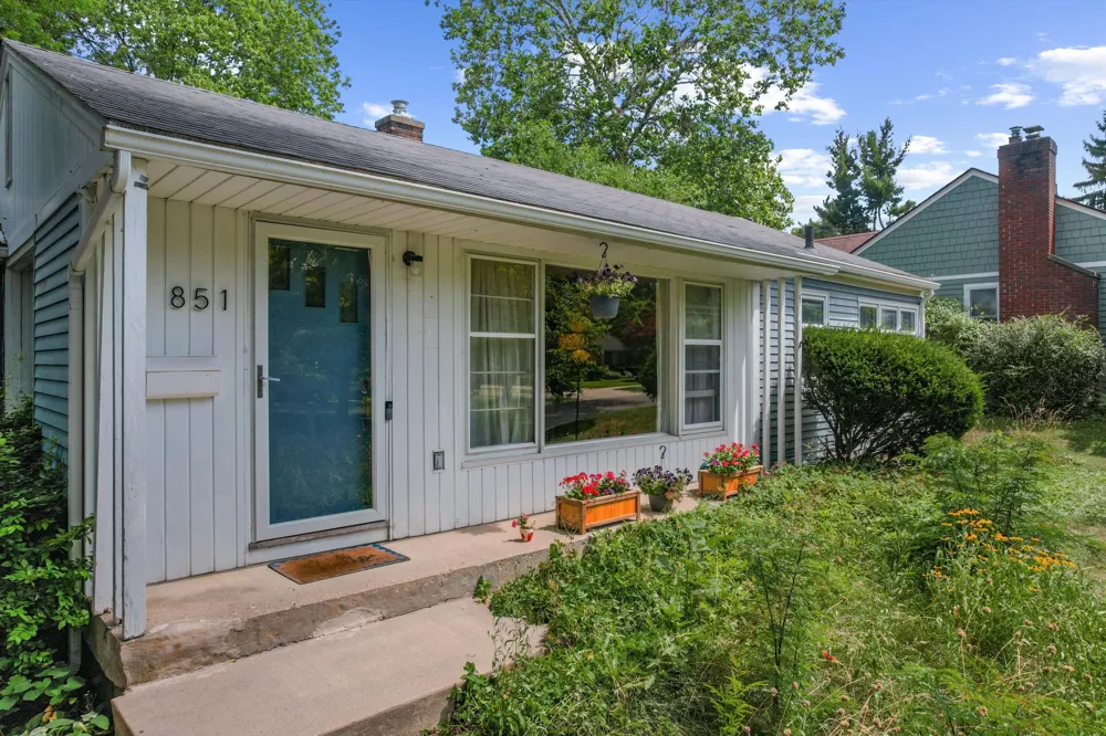 851 Mt Pleasant Avenue Ann Arbor, MI 48103