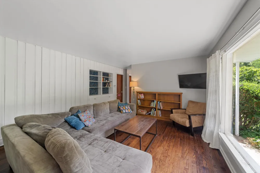 851 Mt Pleasant Avenue Ann Arbor, MI 48103