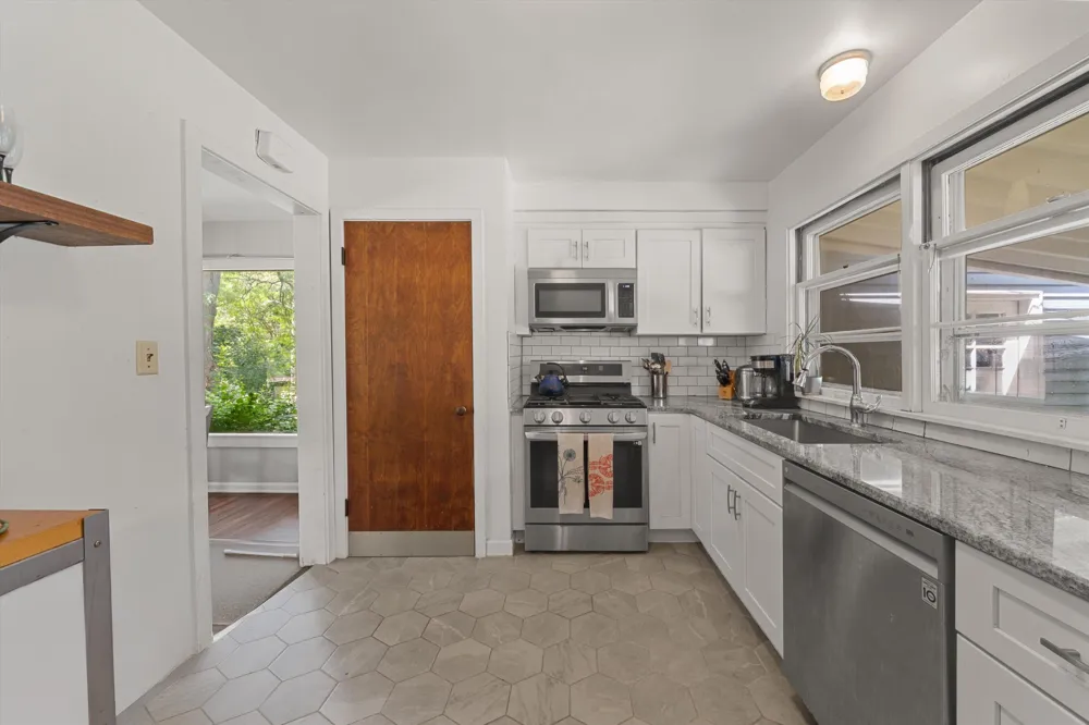 851 Mt Pleasant Avenue Ann Arbor, MI 48103
