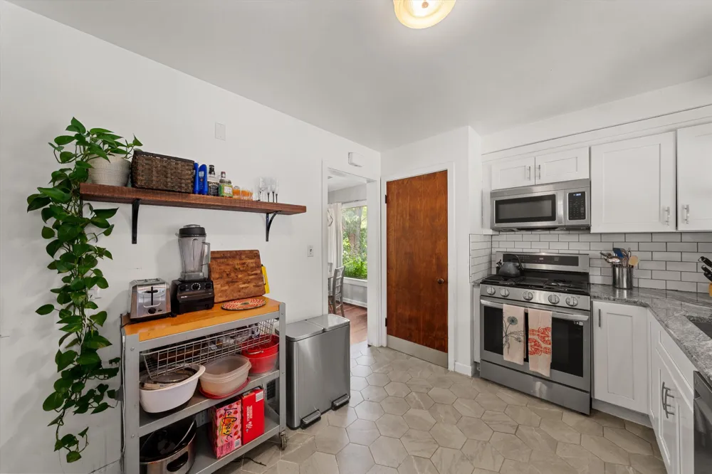 851 Mt Pleasant Avenue Ann Arbor, MI 48103