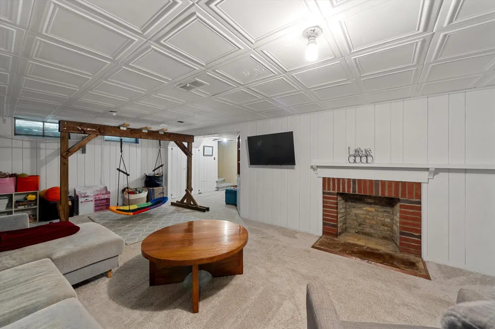 851 Mt Pleasant Avenue Ann Arbor, MI 48103