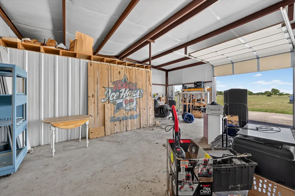 1489 Lone Elm Road Waxahachie, TX 75167