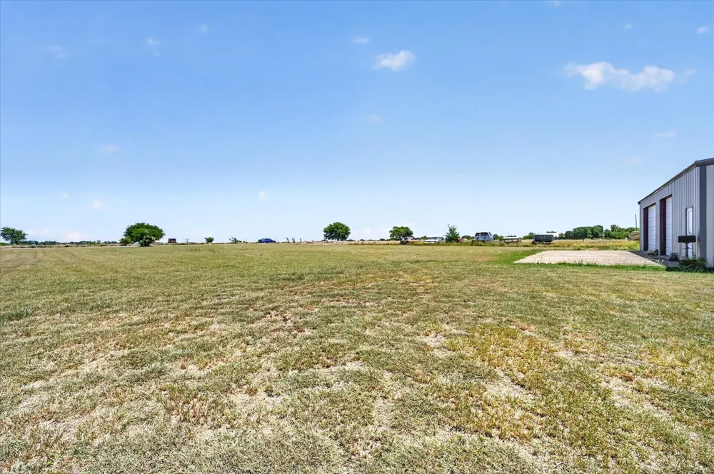 1489 Lone Elm Road Waxahachie, TX 75167
