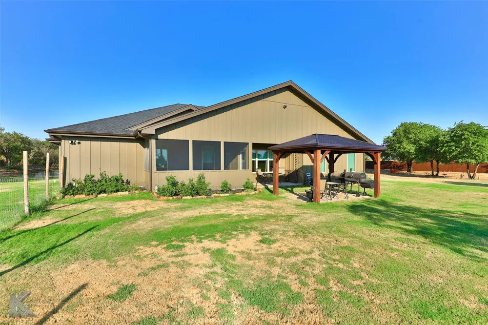 10632 Farm to Market 3326 Road S Hawley, TX 79525