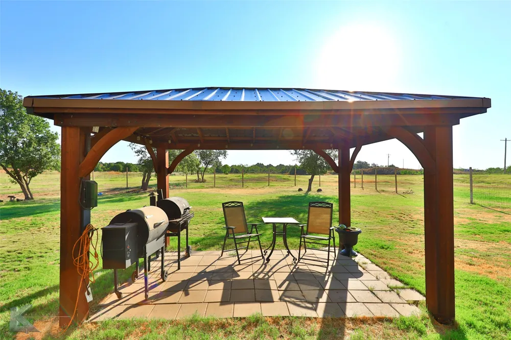 10632 Farm to Market 3326 Road S Hawley, TX 79525