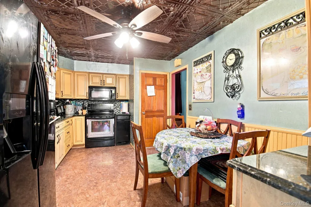 26 Monroe Drive Poughkeepsie, NY 12601