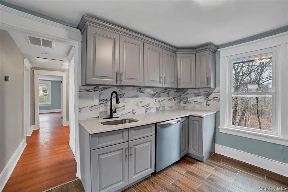 143 Chatterton Parkway #2nd floor White Plains, NY 10606