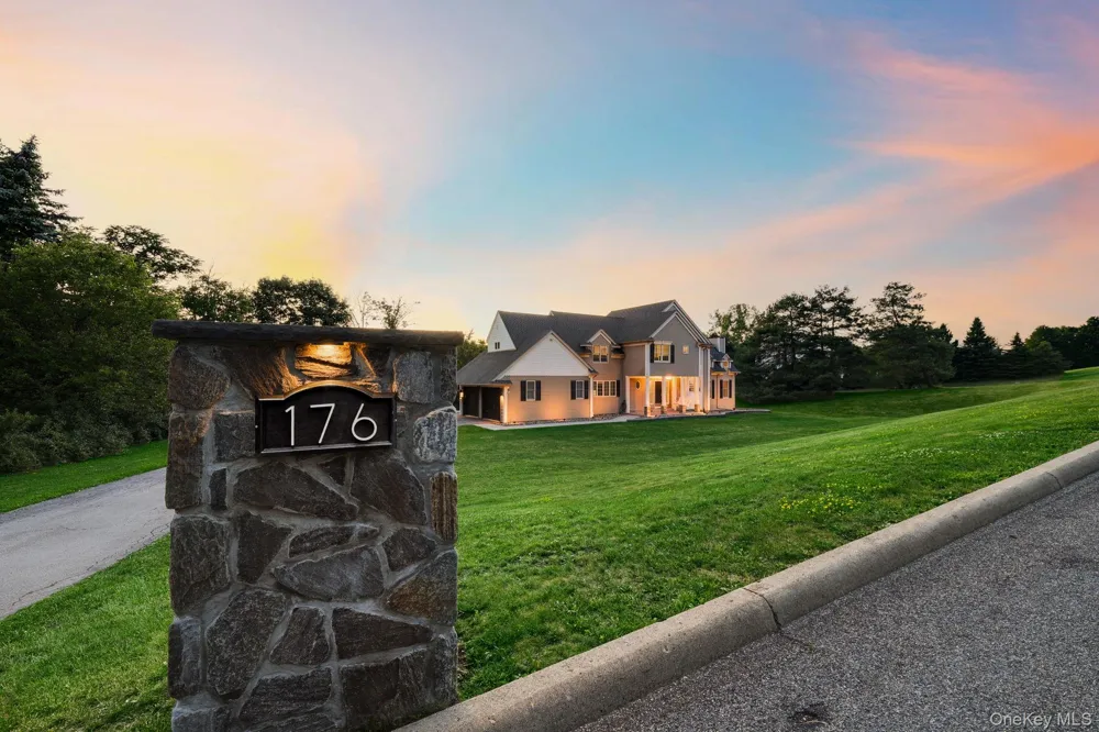 176 Beverly Road Chester, NY 10918