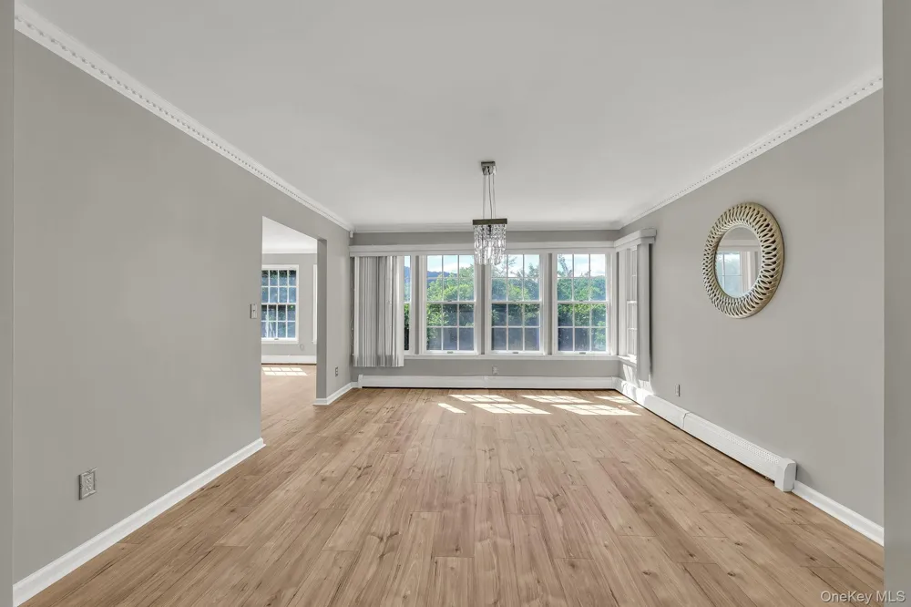 176 Beverly Road Chester, NY 10918